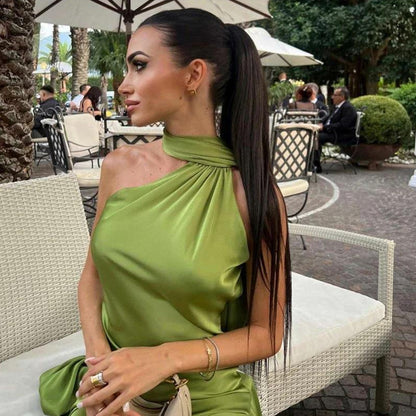 Robe Satinée à Ruban